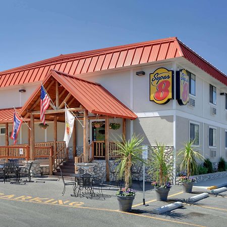 Super 8 By Wyndham Cody Hotel Buitenkant foto
