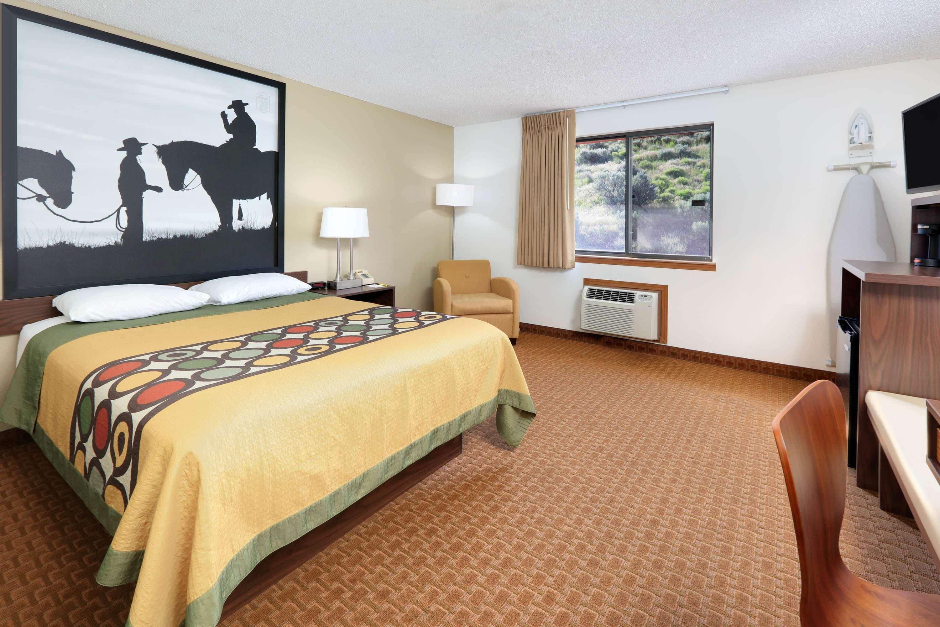 Super 8 By Wyndham Cody Hotel Buitenkant foto